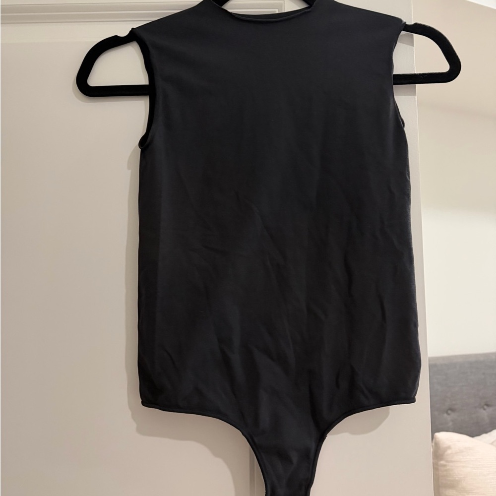 SKIMS Essentials Crew Neck Black Bodysuit